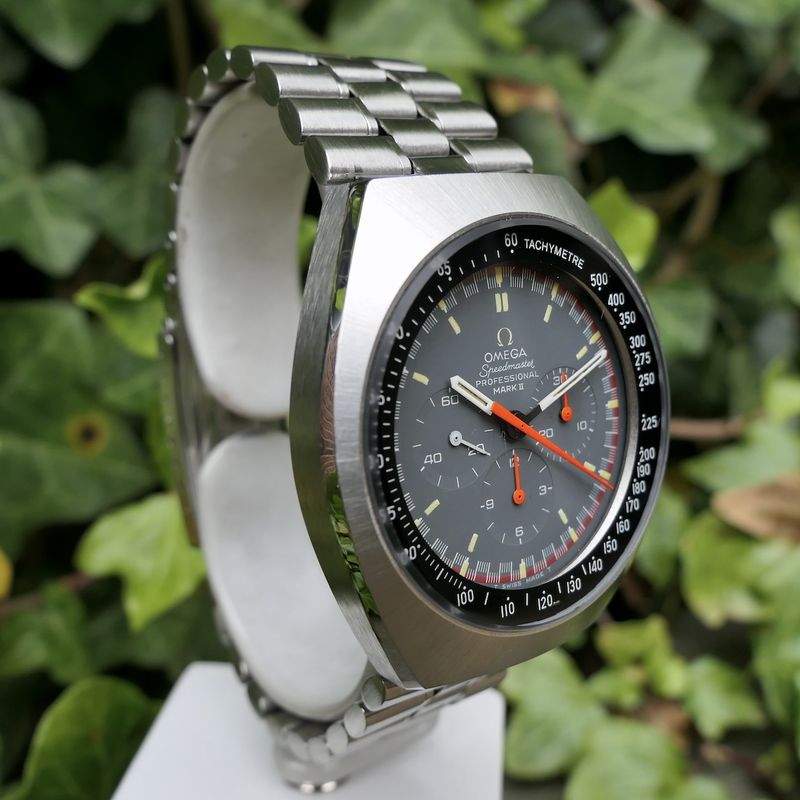 Image 19 of Omega Speedmaster Mark II 'Racing Dial' 145.014; Vintage chronograph men's watch