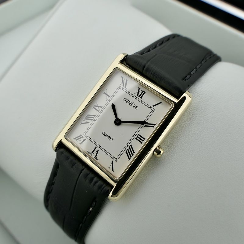 Image 13 of Geneva Tank 'Large'; Vintage 9k. watch