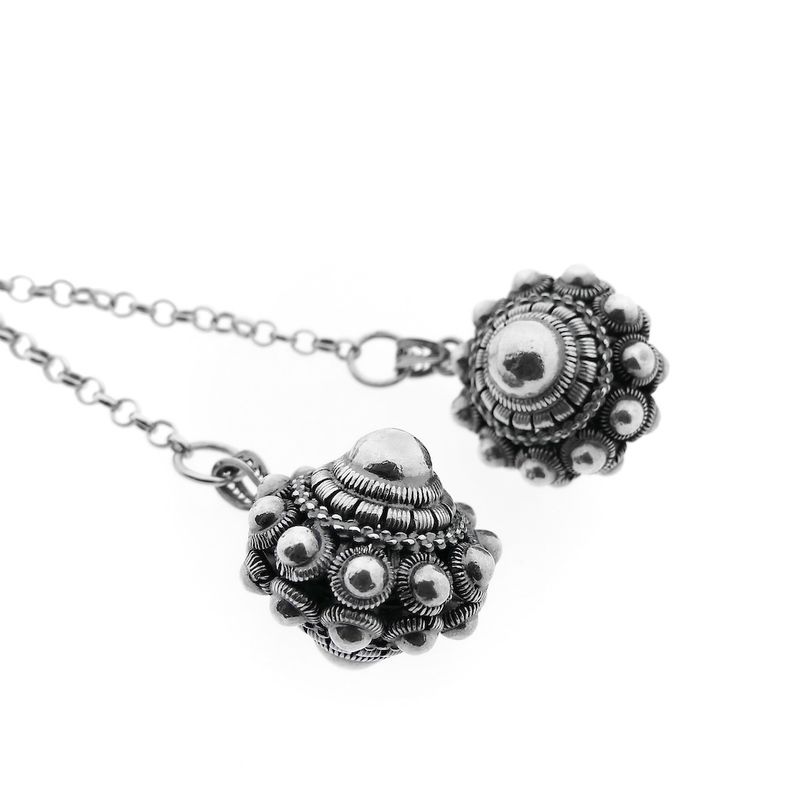 Image 5 of Silver jasseron link chain with Zeeland knots | 73 cm; Adjustable