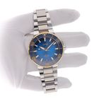 Image 8 of Oris Aquis Date '5-Days' Cal. 400; 18k Gold/Steel Watch