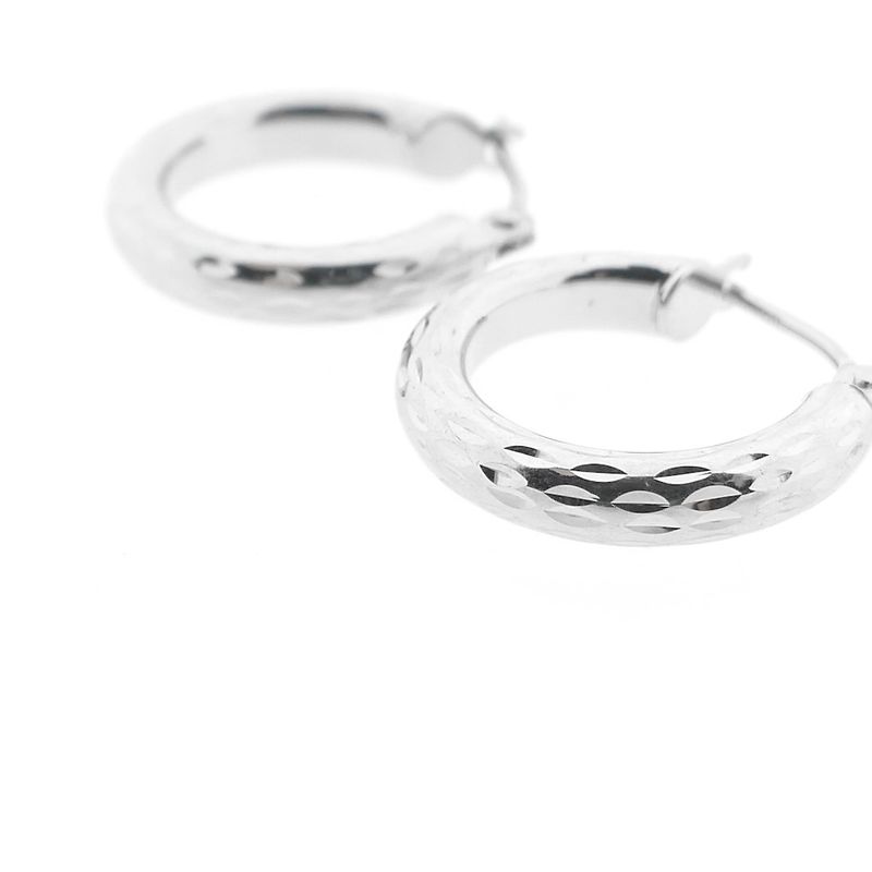 Image 9 of White gold earrings with engravings; Ø 15.8 mm
