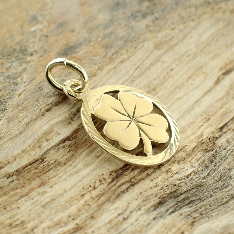 Image 2 of Gold pendant of a four-leaf clover