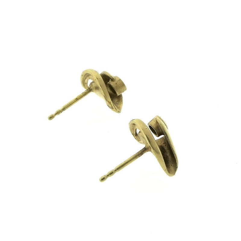 Image 7 of Gold stud earrings with diamond; 0.05 ct.