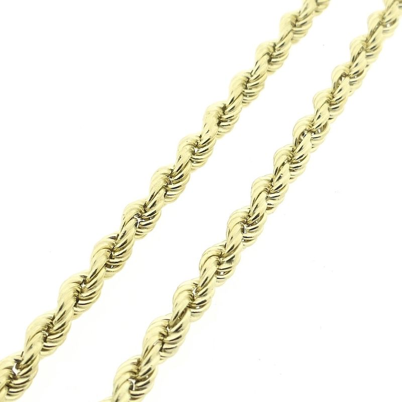 Image 4 of Gold twisted link chain