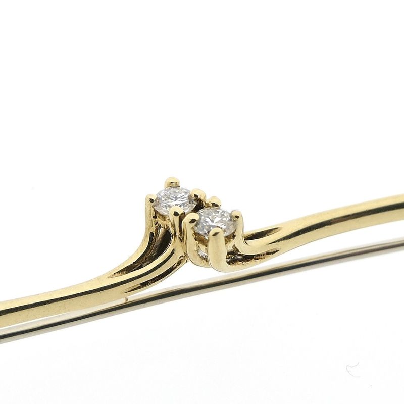 Image 3 of Gold brooch with diamonds; 0.08 ct.