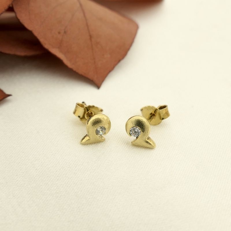 Image 6 of Gold stud earrings with zirconia