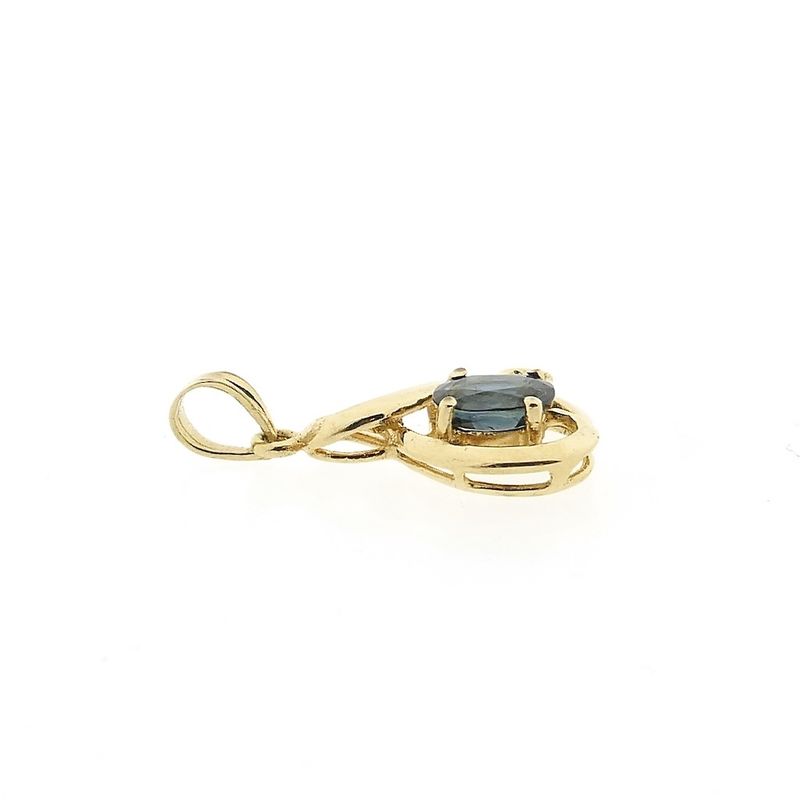Image 3 of Gold pendant with sapphire and diamond | 0.02 ct.