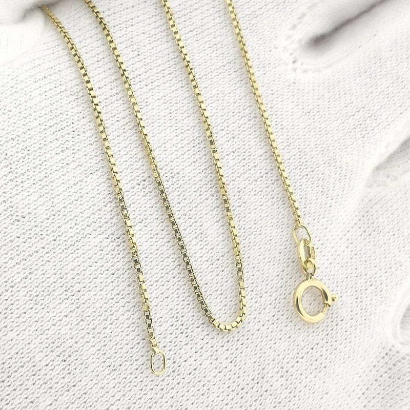 Image 8 of Golden Venetian link chain