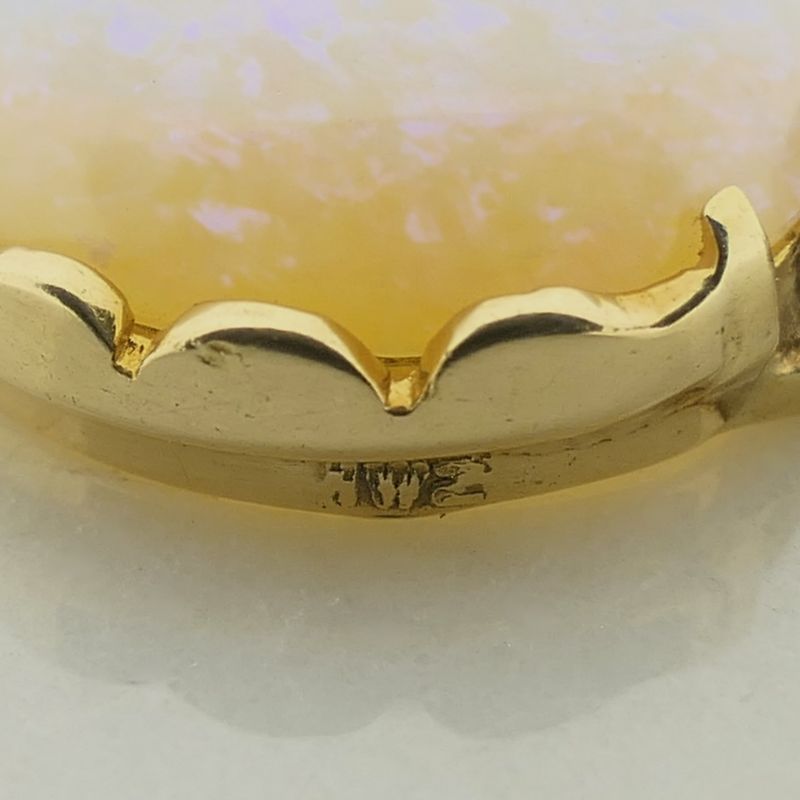 Image 8 of Gold pendant with white opal | Vintage