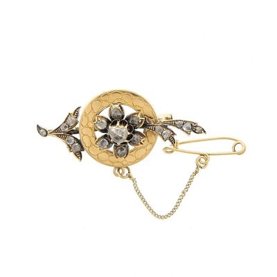 Image 1 of Antique gold brooch with rose-cut diamonds; approx. 0.40 ct.