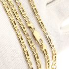 Afbeelding 8 van Gouden valkenoog schakelketting met witgouden wiebertjes