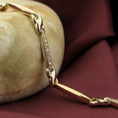 18K Gold fantasy link bracelet | 19 cm Image 2 of 18K Gold fantasy link bracelet | 19 cm