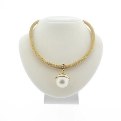 Image 1 of Gold mesh link necklace with pearl pendant