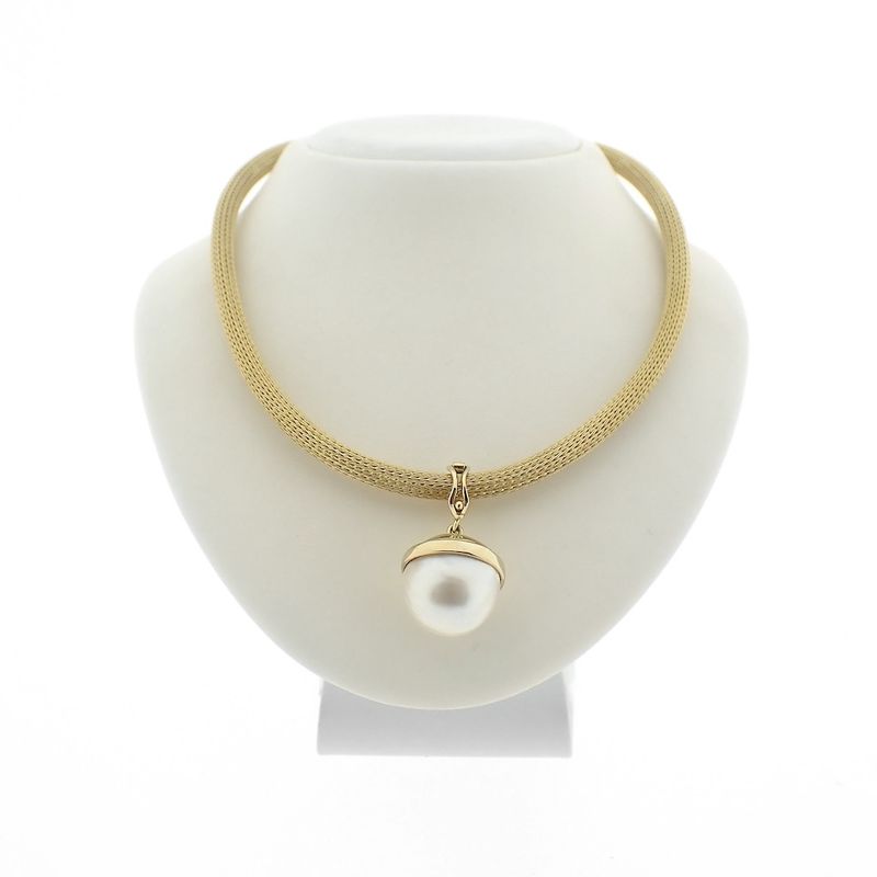 Image 1 of Gold mesh link necklace with pearl pendant