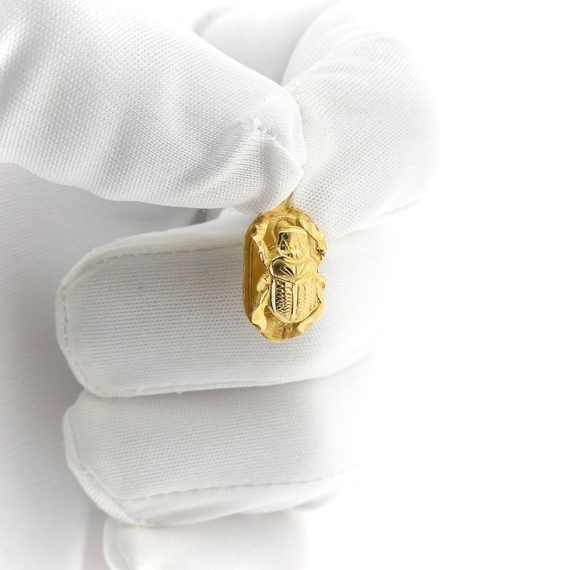Image 10 of Gold pendant of an Egyptian scarab