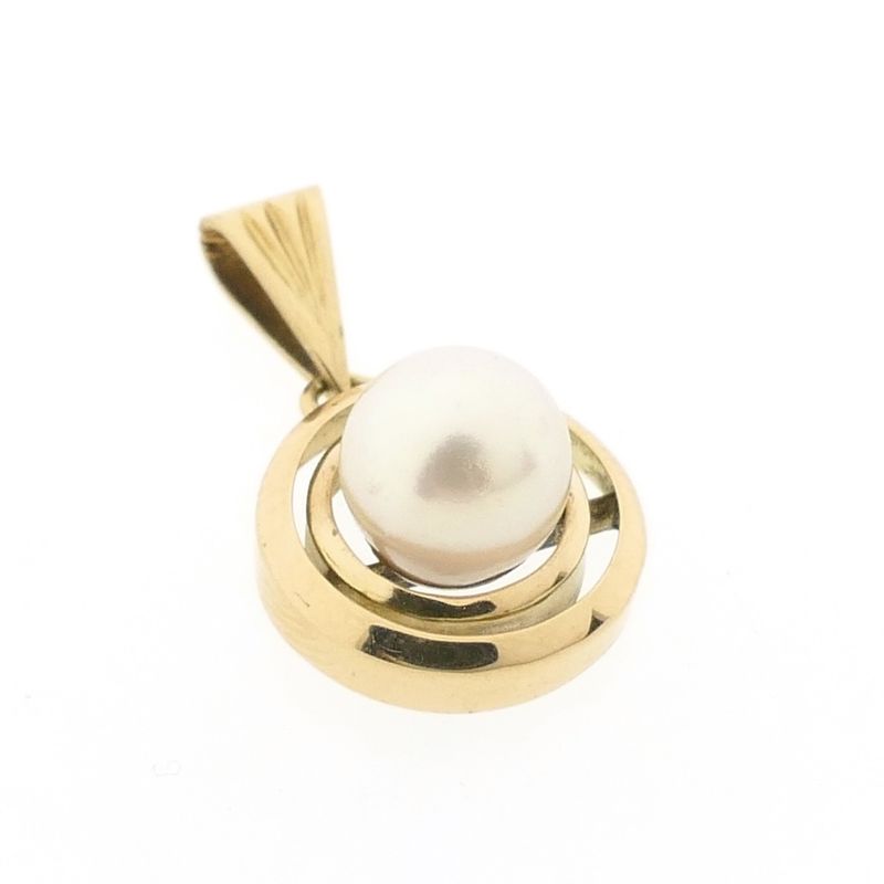 Image 4 of Gold pendant with pearl | Vintage