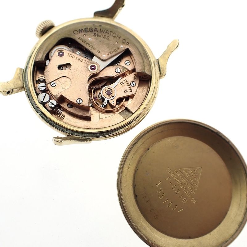 Image 2 of Omega Bumper Automatic; Men's watch from 1945