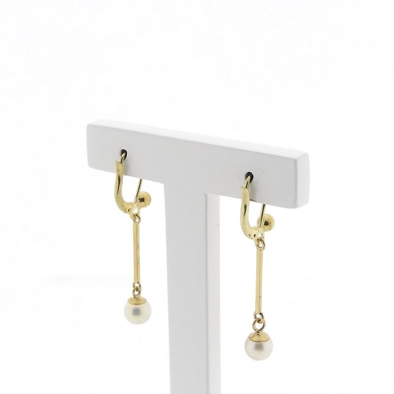 Image 4 of Gold earrings with pearl