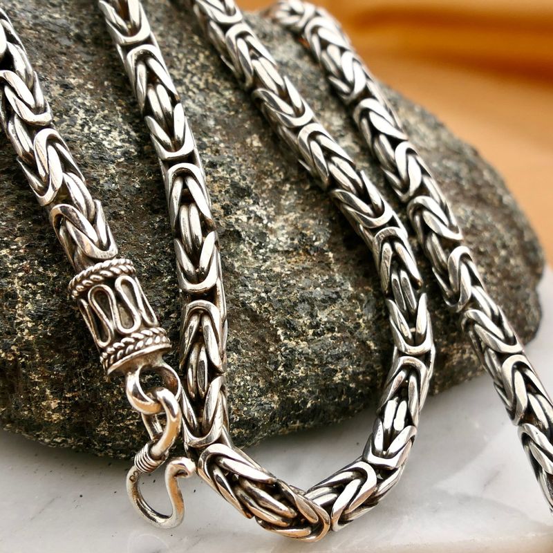 Image 2 of Robust Silver King Link Chain