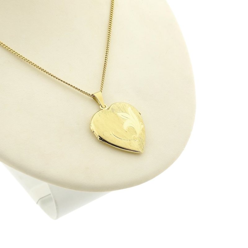 Image 7 of Vintage gold locket pendant | Heart