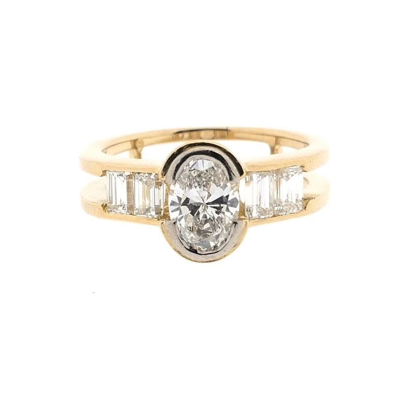 Image 3 of Exclusive gold ring with diamond; 1.60 ct.