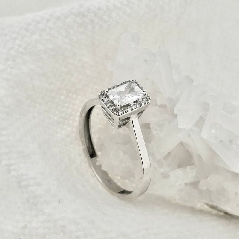 Image 2 of White gold ring with zirconia