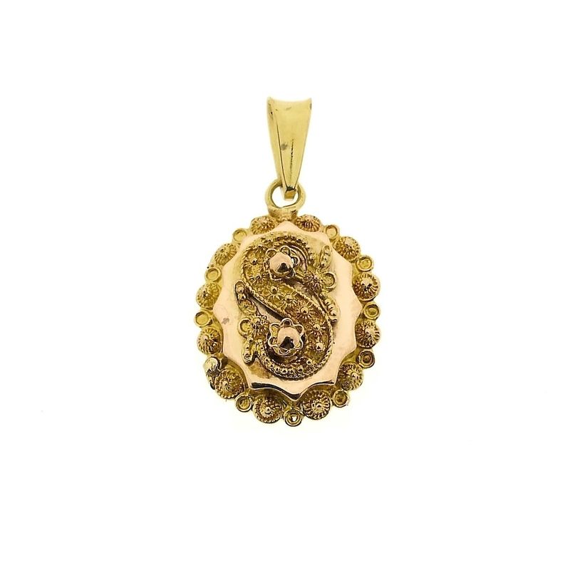 Image 1 of Two-tone antique gold pendant with Zeeland knots