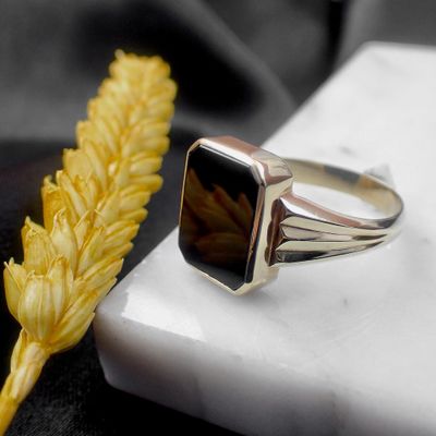 Image 2 of Large gold men's signet ring with onyx