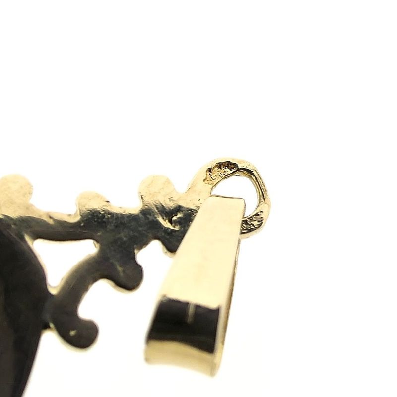 Image 7 of Gold pendant with blood coral