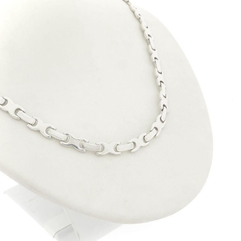 Image 3 of Silver fantasy link chain.