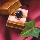 Image 2 of Gold ring with garnet stones | Vintage