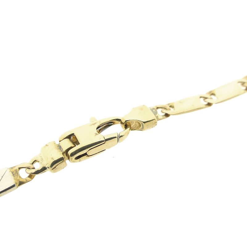 Image 5 of Gold closed Figaro link chain