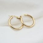 Image 4 of Gold subtle earrings | Ø 19.4 mm