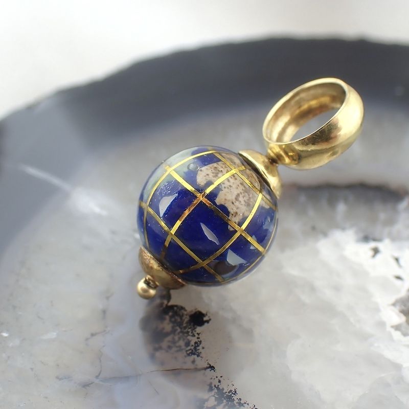 Image 2 of 18 carat gold globe pendant with enamel