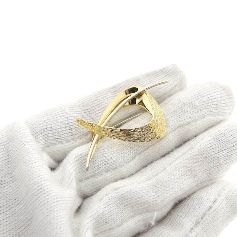 Image 8 of Two-tone gold brooch | Vintage