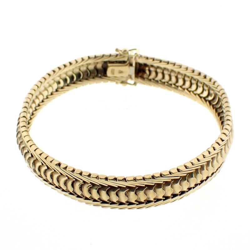 Image 2 of Vintage gold fantasy link bracelet