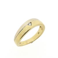 Two-tone gold ring with zirconia
