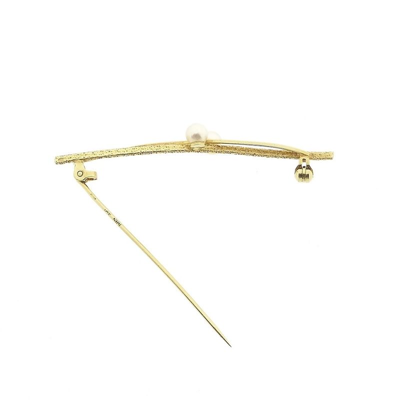 Image 5 of Vintage gold brooch with cultured pearls