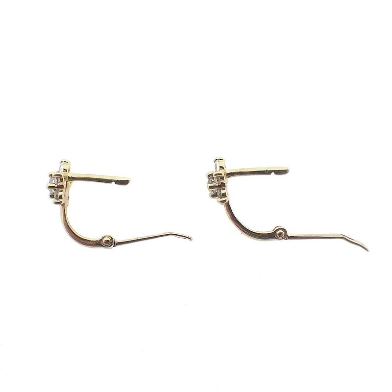 Image 3 of Gold stud earrings with zirconia flower