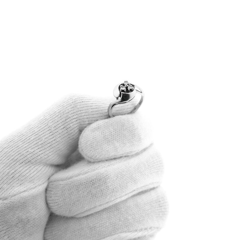 Image 8 of White gold ring with diamond | 0.12 ct.