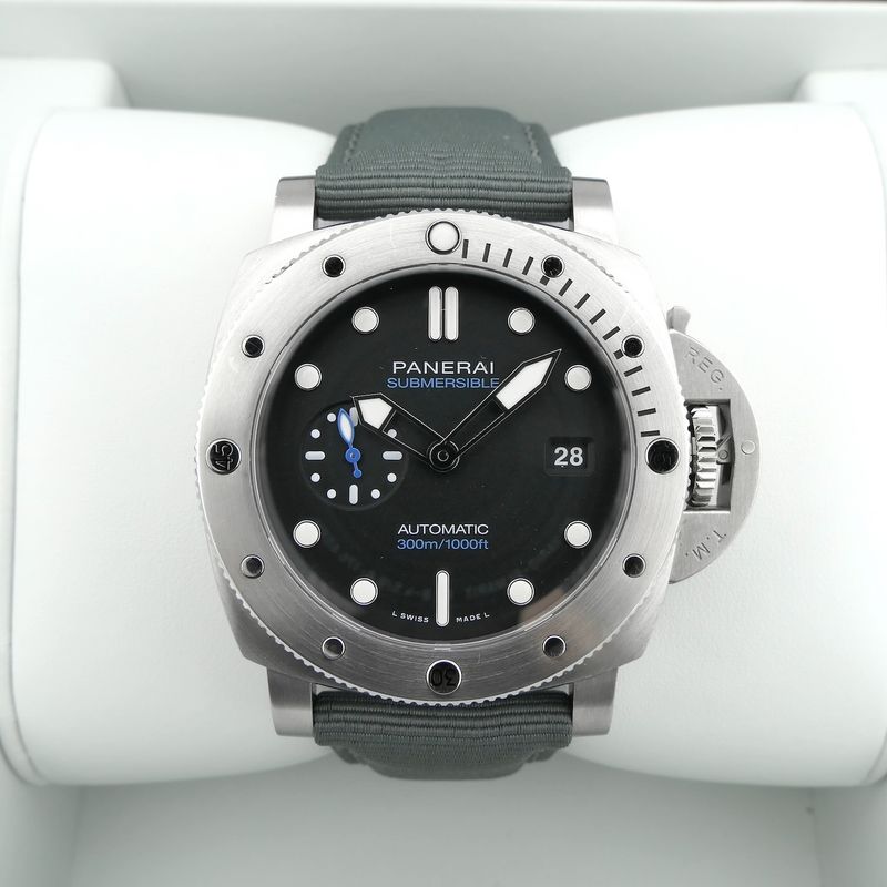 Image 25 of Panerai Submersible QuarantaQuattro 44mm PAM01229; Automatic men's watch