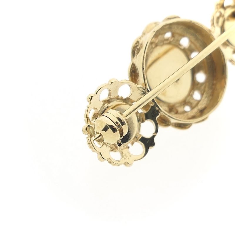 Image 7 of Antique gold brooch with blood coral