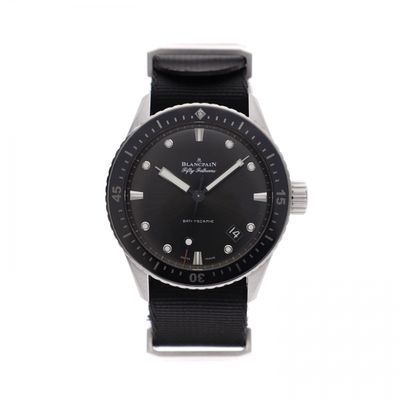 Afbeelding 1 van Blancpain Fifty Fathoms Bathyscape 5000-1110-NABA; Automatisch Heren Horloge