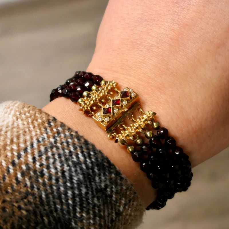 Image 9 of Antique garnet bead bracelet with gold decorative clasp with pearl