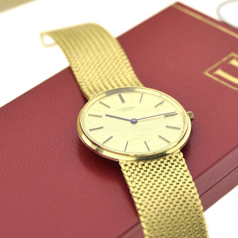 Image 32 of Universal Geneva 'Ultra Thin' 18205/11; Vintage 18k gold men's watch