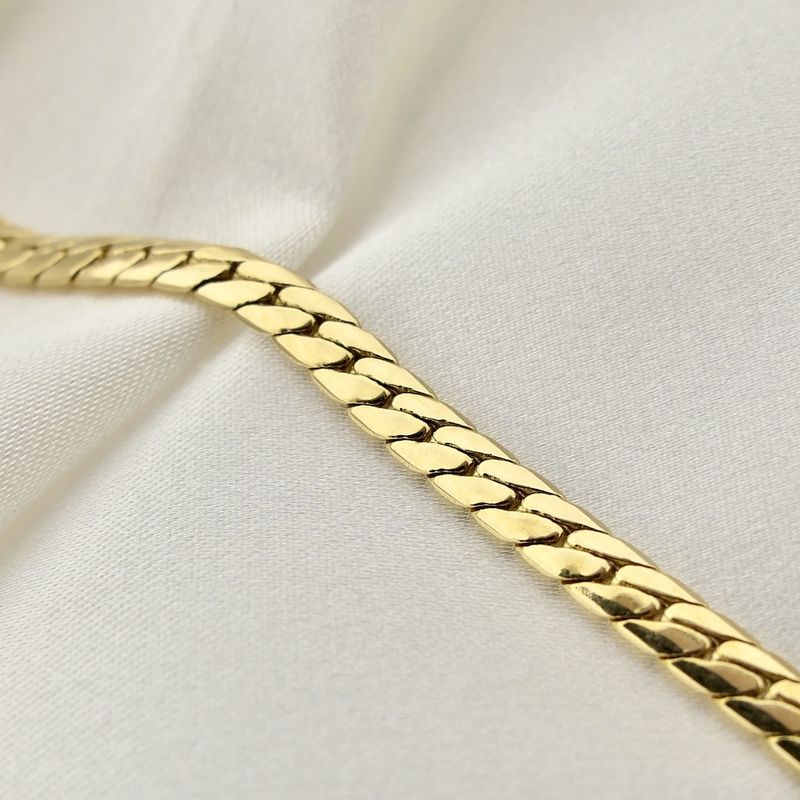 Image 7 of Gold flat gourmet link bracelet | 20 cm