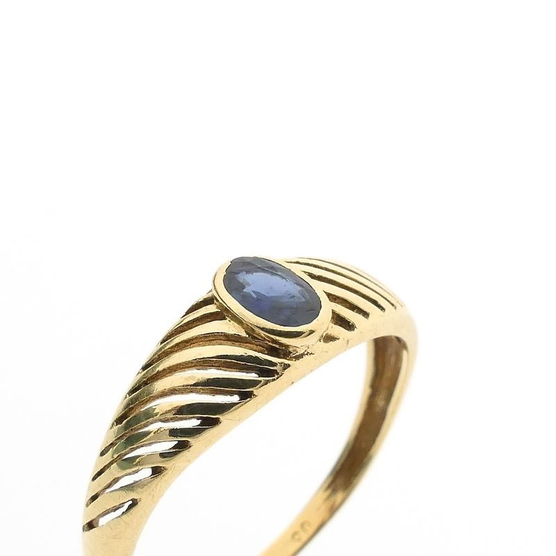 Image 3 of Gold ring with sapphire