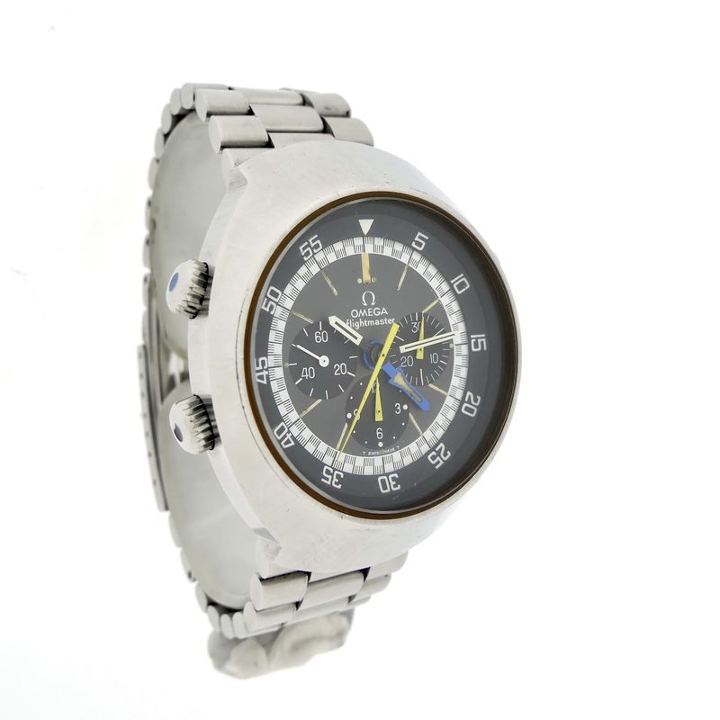Image 3 of Omega Flightmaster 145.036; Vintage chronograph pilot watch