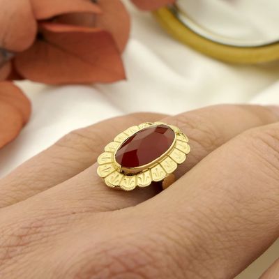 Image 2 of Vintage gold ring with carnelian