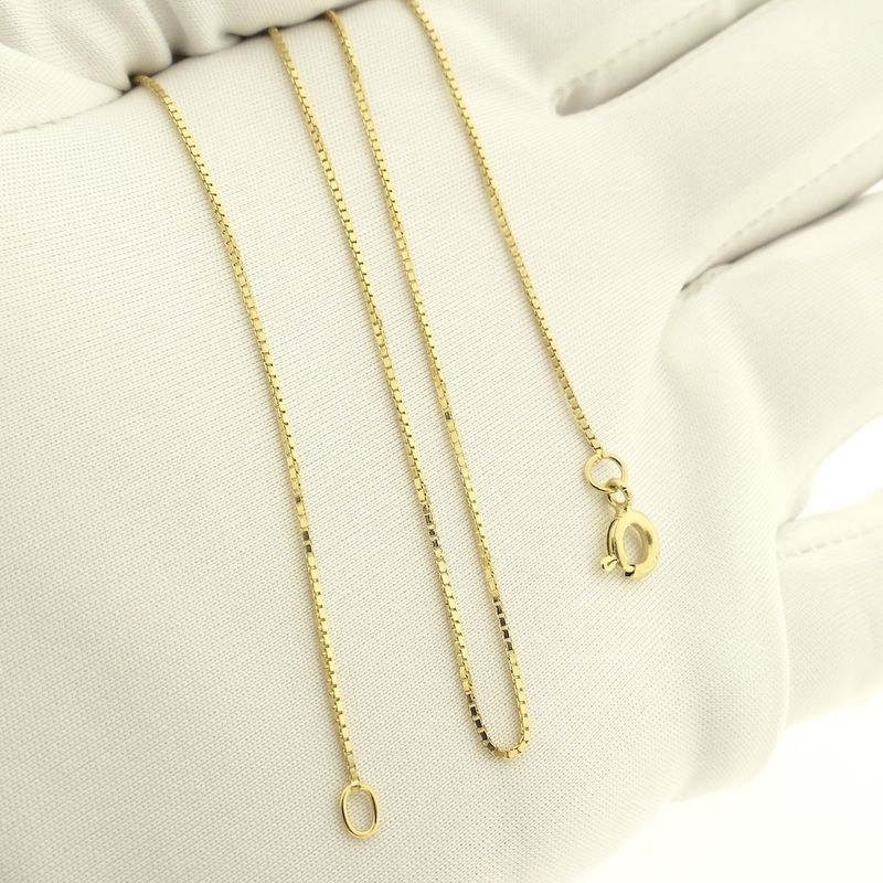 Image 7 of Golden Venetian link chain | 44.5 cm